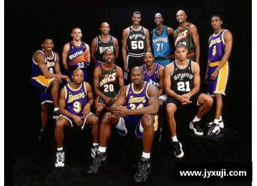 NBA最疯狂的一个赛季！勇士73胜创历史纪录，但头版头条却是……